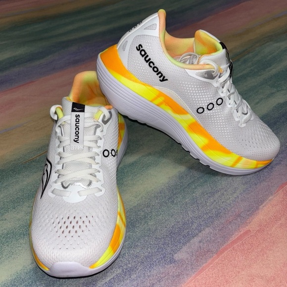 Saucony Endorphin Trainer Running Shoes in White Black Yellow Orange Women's 8 - Picture 4 of 9